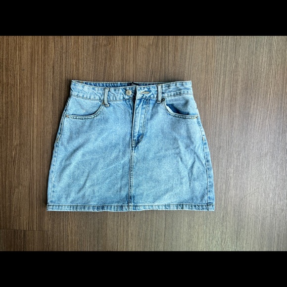 Light Denim Mini Skirt - Size Small - Picture 1 of 3
